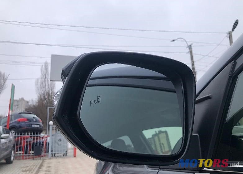 2018' Toyota RAV4 photo #6