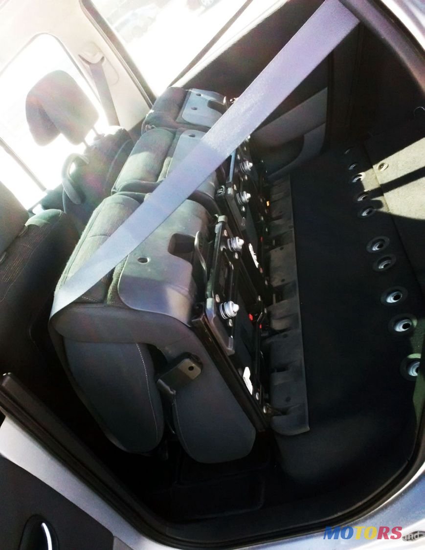 2008' Renault Grand Scenic 2 photo #3