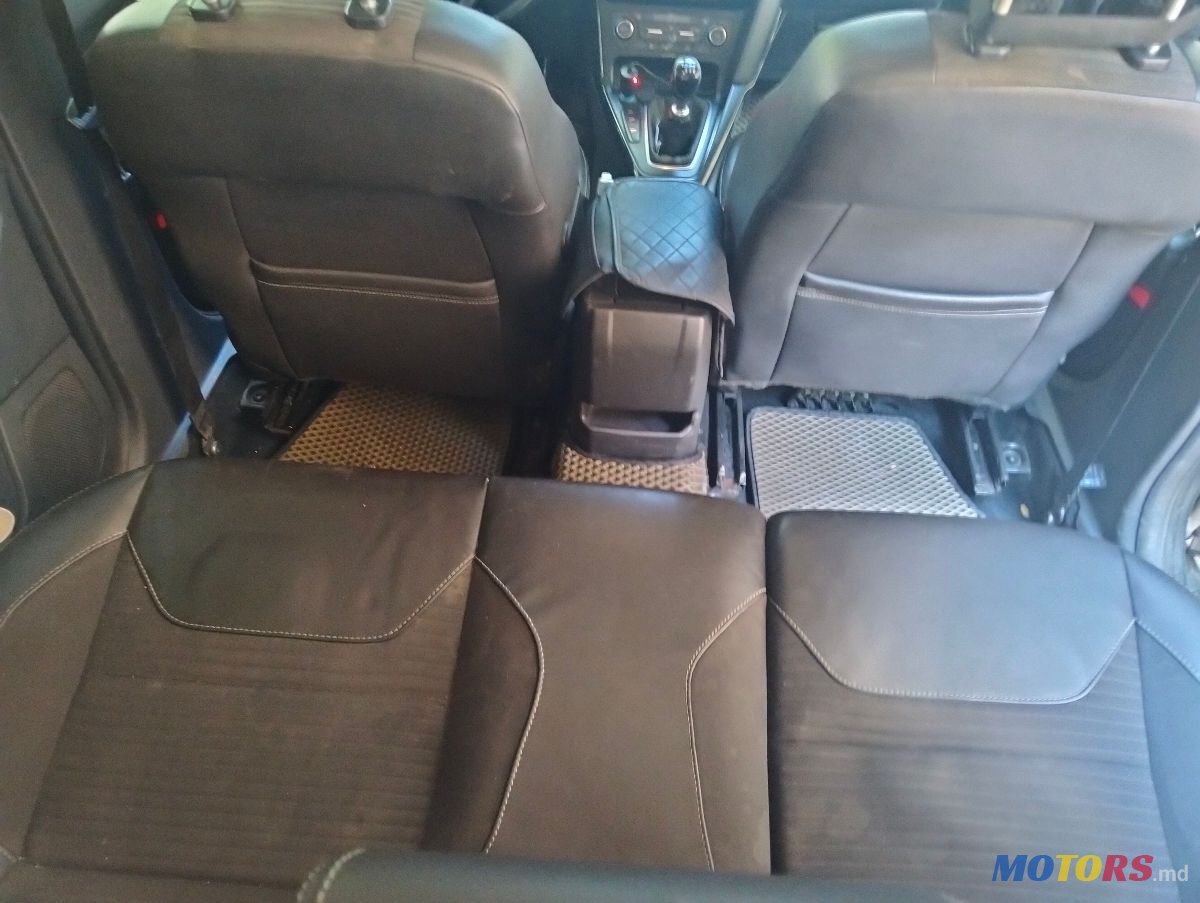 2015' Ford Focus photo #4