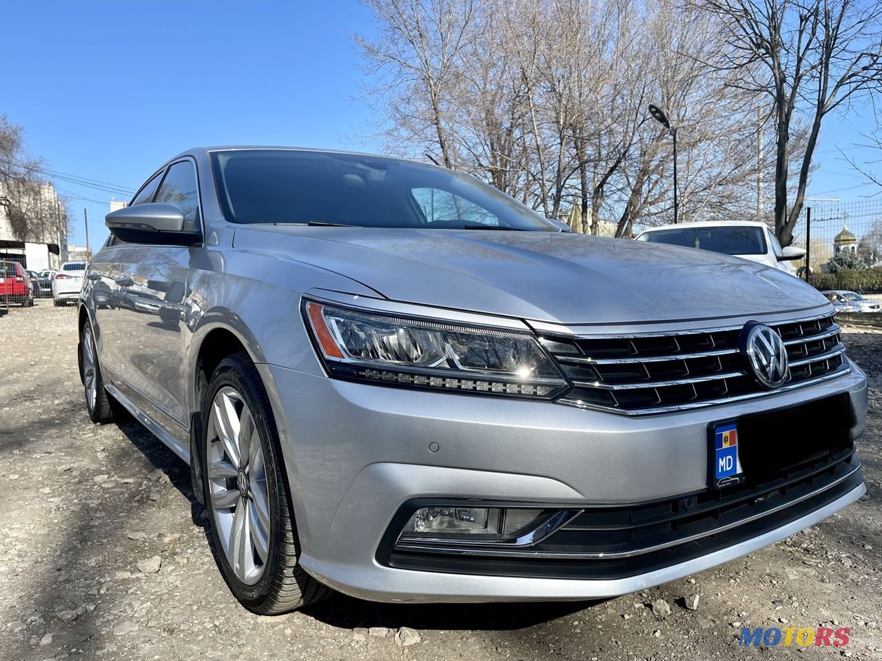 2016' Volkswagen Passat photo #2