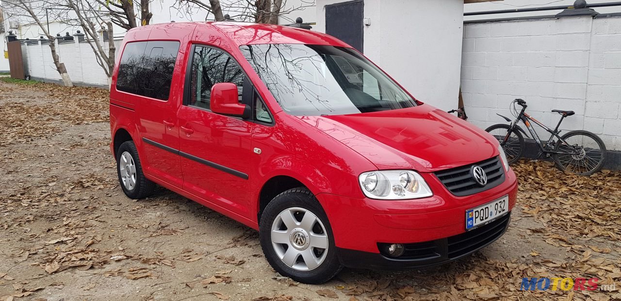 2009' Volkswagen Caddy photo #2