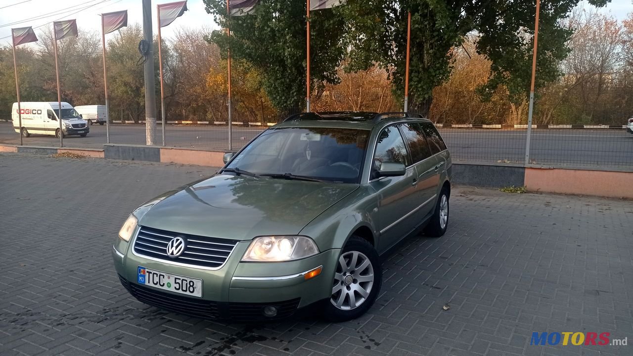 2003' Volkswagen Passat photo #5