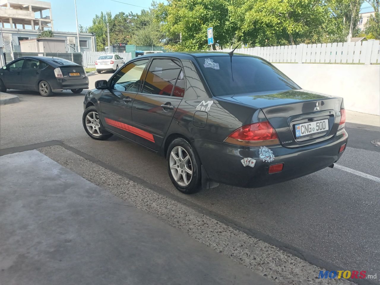 2004' Mitsubishi Lancer photo #2