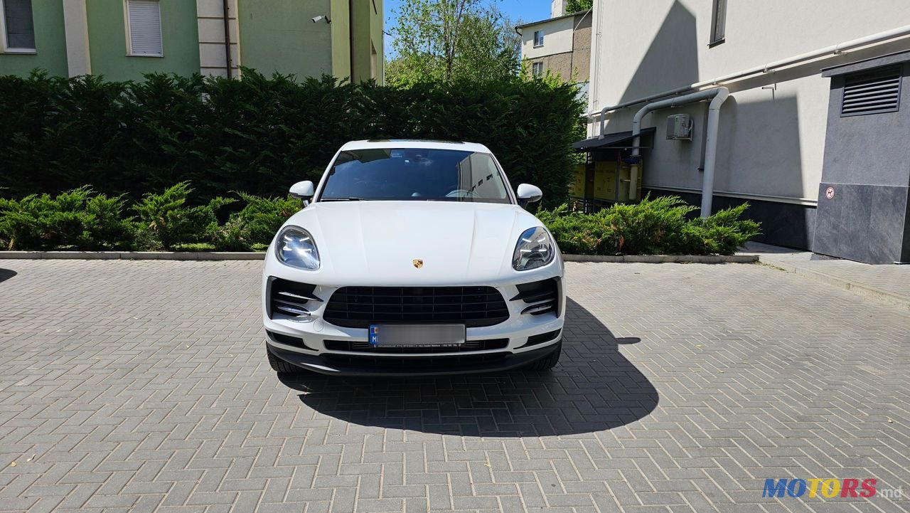 2021' Porsche Macan photo #2