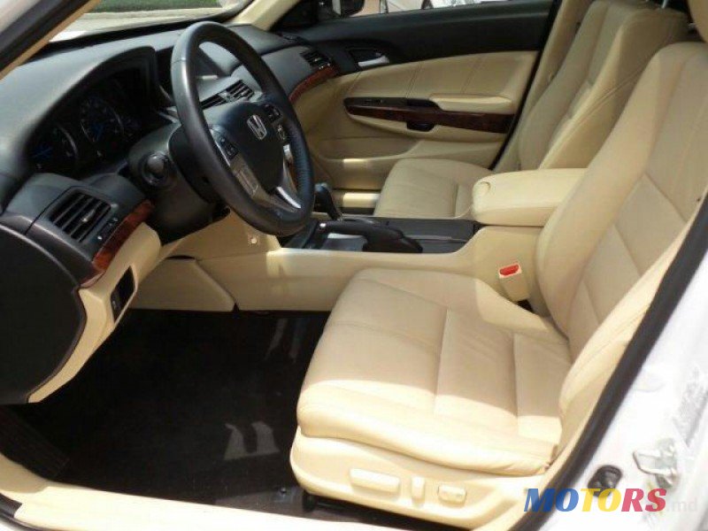 2012' Honda Accord photo #2