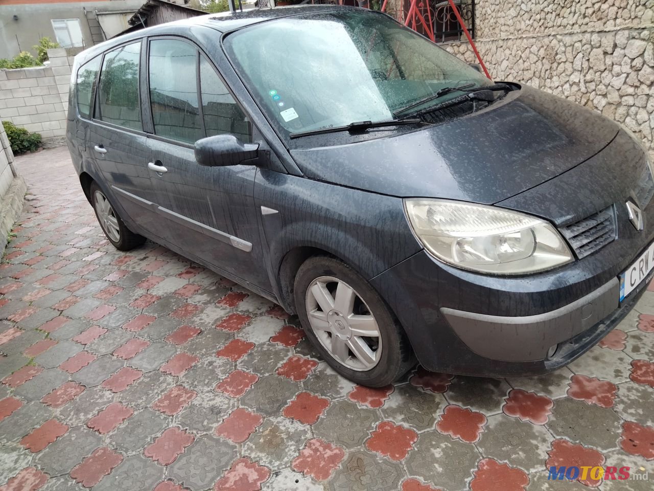 2005' Renault Grand Scenic photo #1