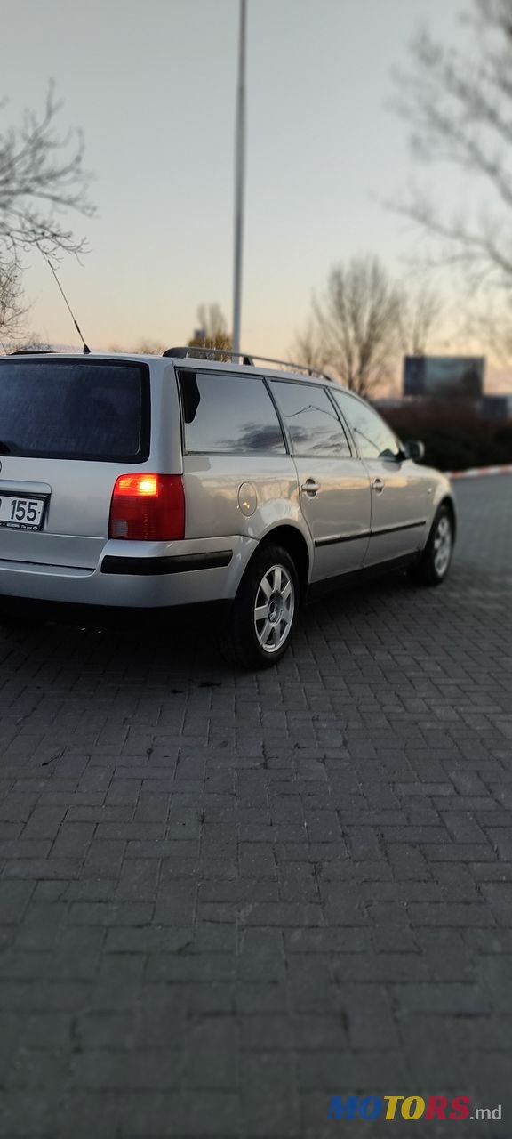 2000' Volkswagen Passat photo #3