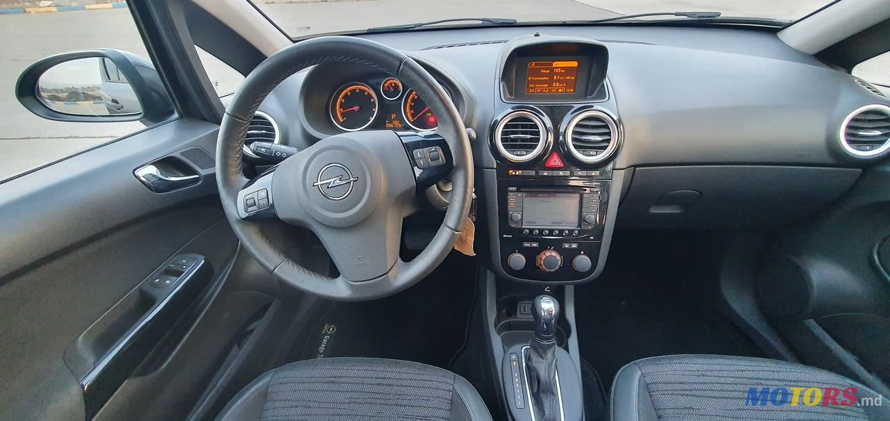 2014' Opel Corsa photo #5