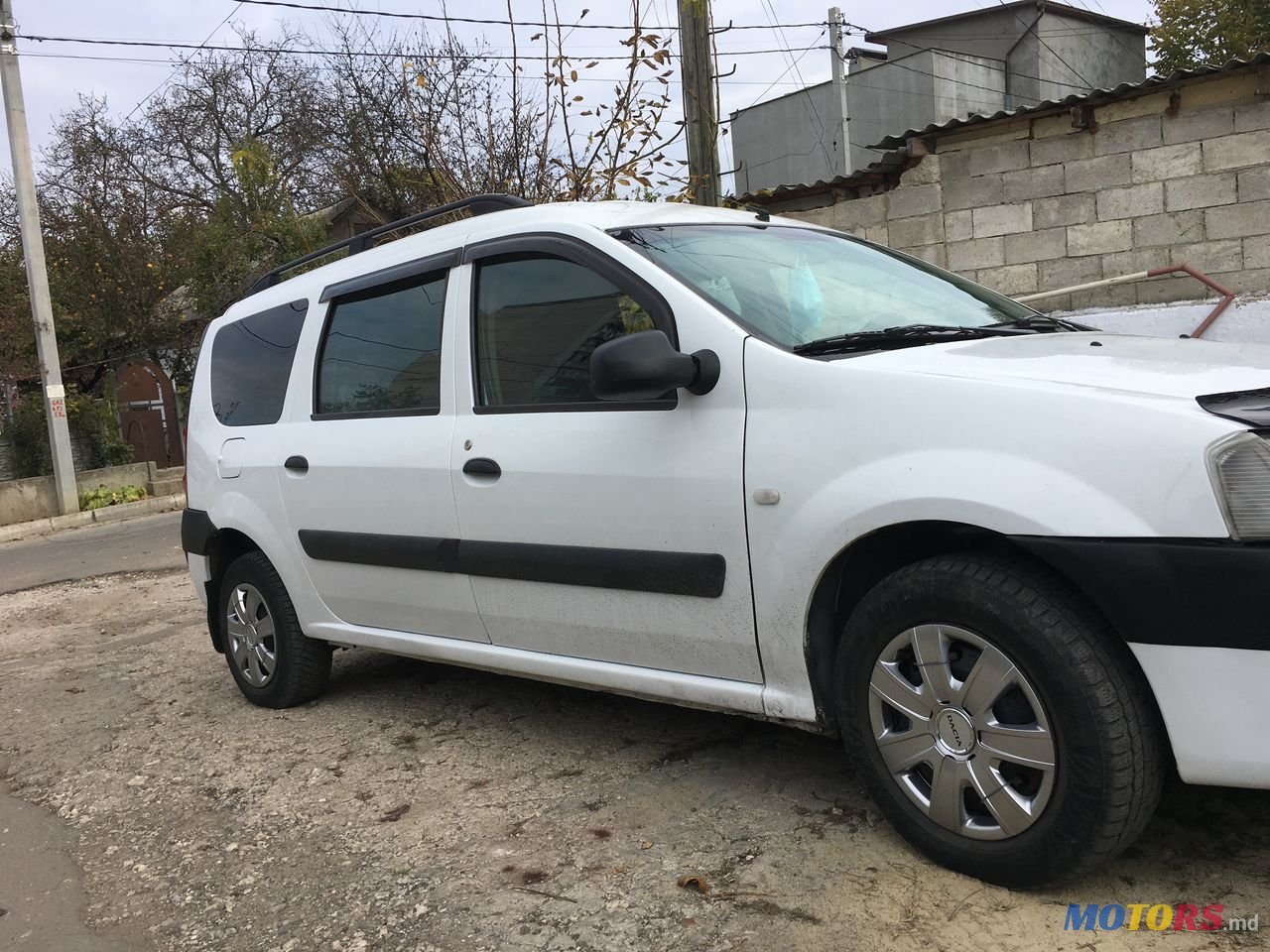 2008' Dacia Logan Mcv photo #1