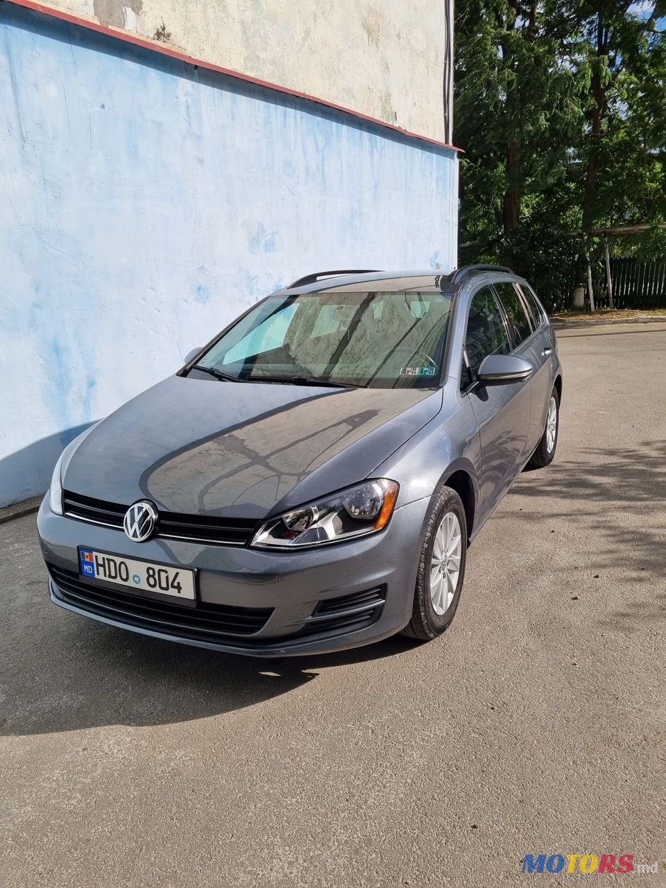 2016' Volkswagen Golf photo #1