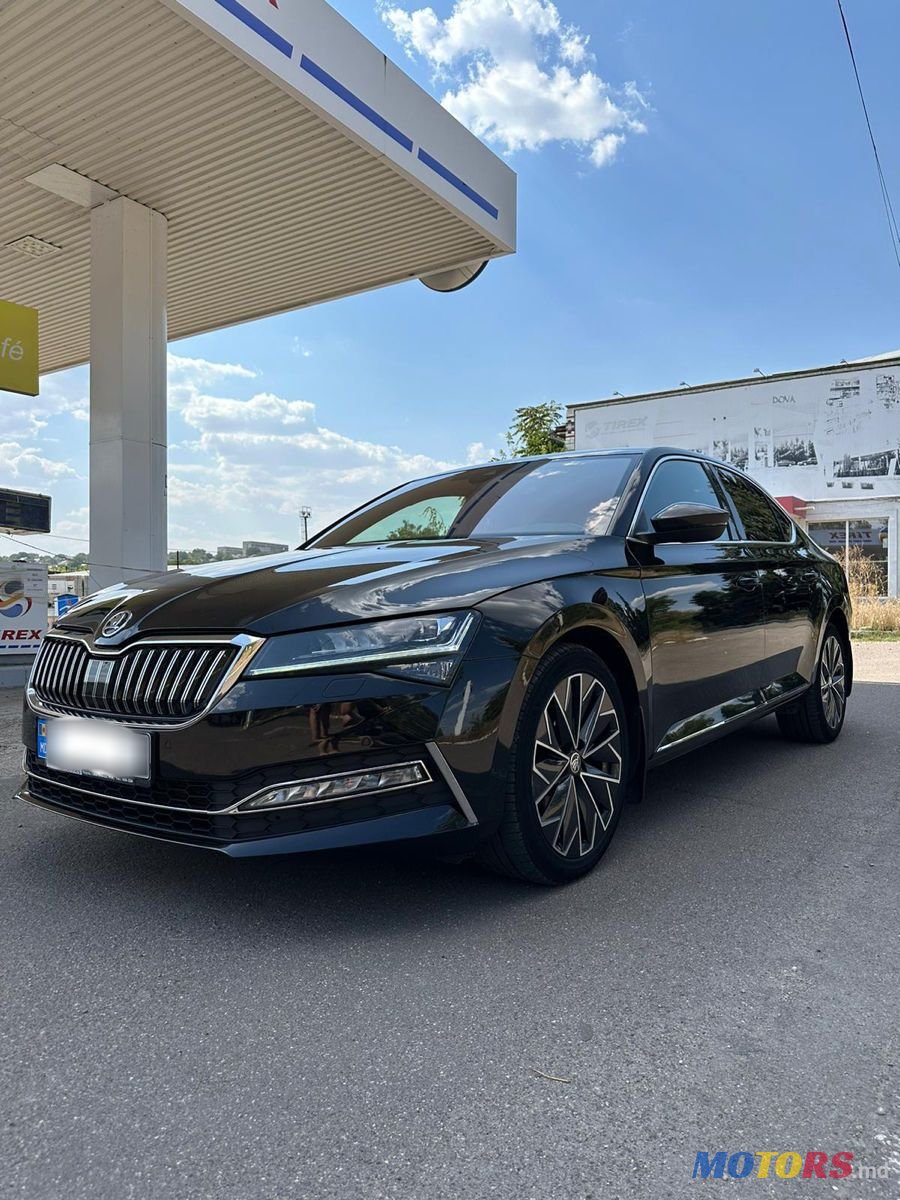 2020' Skoda Superb photo #2