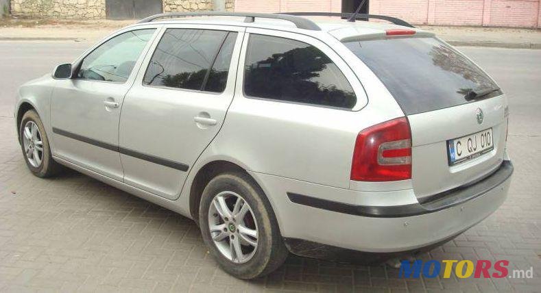 2007' Skoda Octavia photo #1