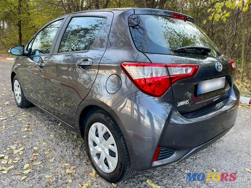 2019' Toyota Yaris photo #4