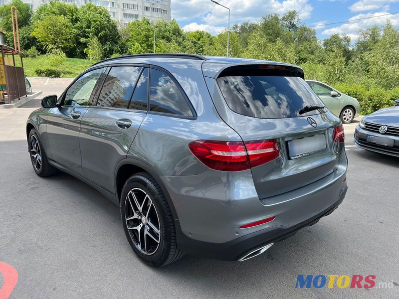 2016' Mercedes-Benz GLC photo #3