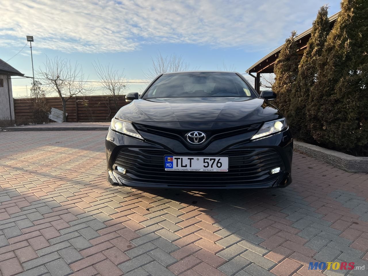 2017' Toyota Camry photo #3