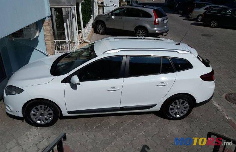 2010' Renault Megane photo #1