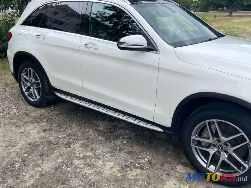 2018' Mercedes-Benz GLC photo #5