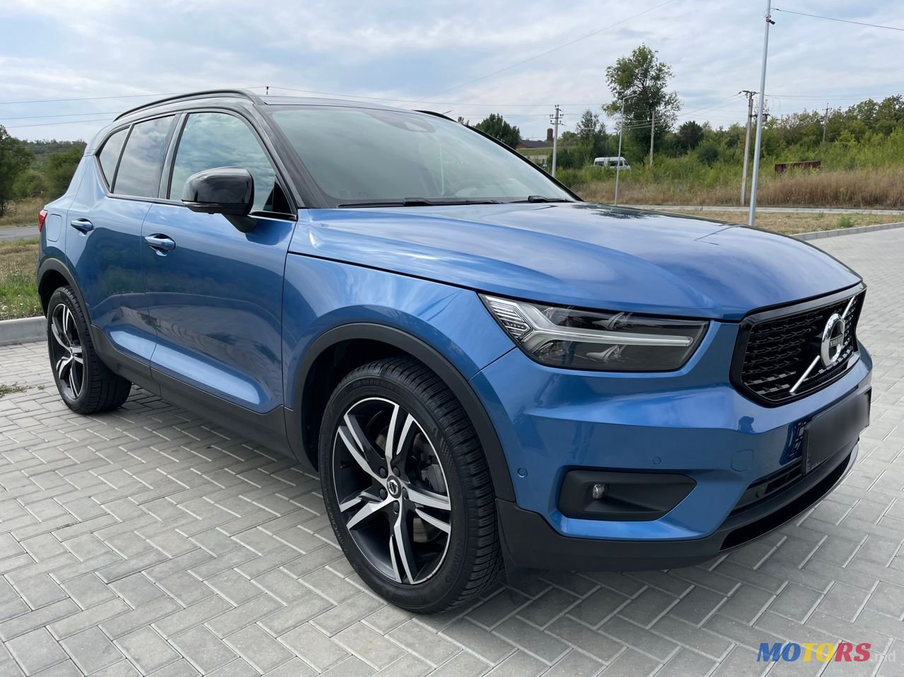 2020' Volvo XC40 photo #4