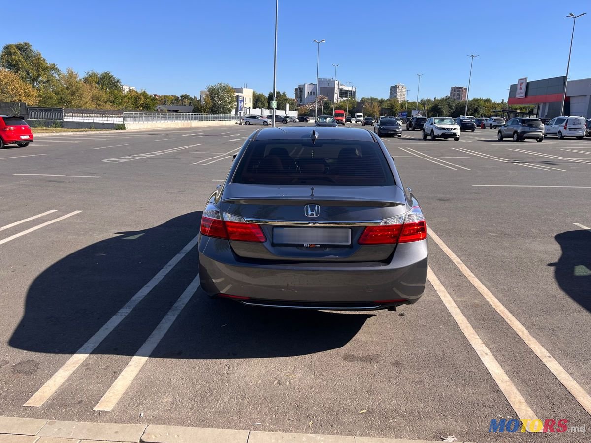 2015' Honda Accord photo #2