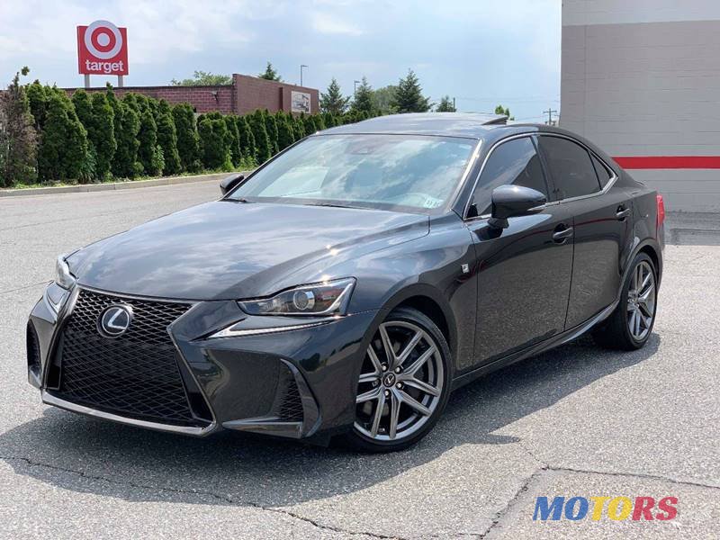 2017' Lexus IS 300 photo #1