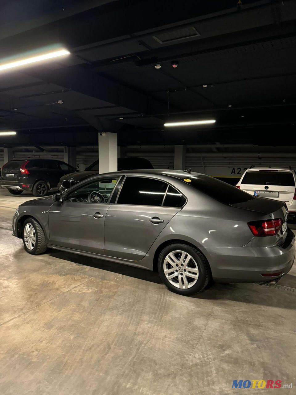 2015' Volkswagen Jetta photo #2