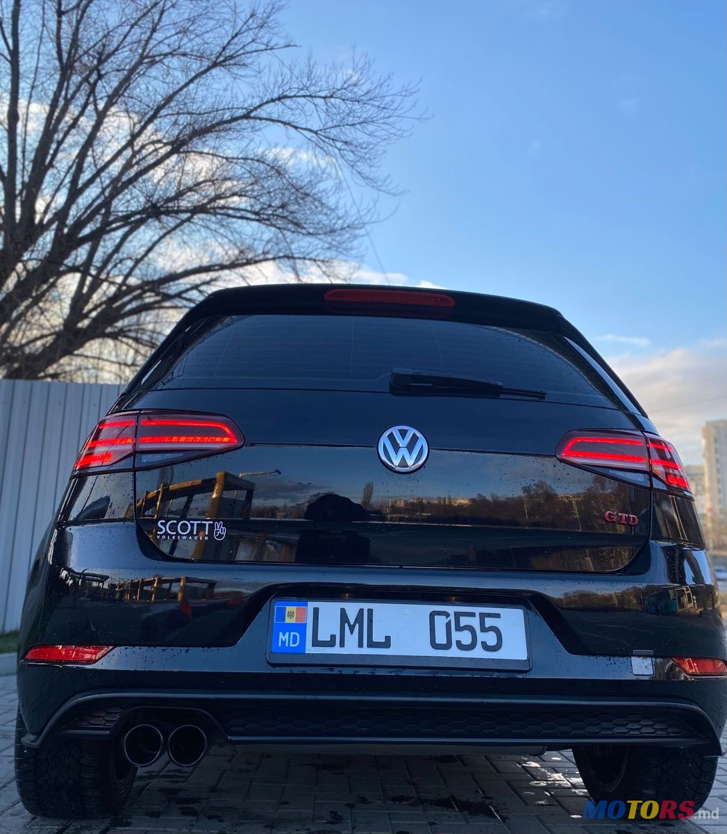 2016' Volkswagen Golf photo #4