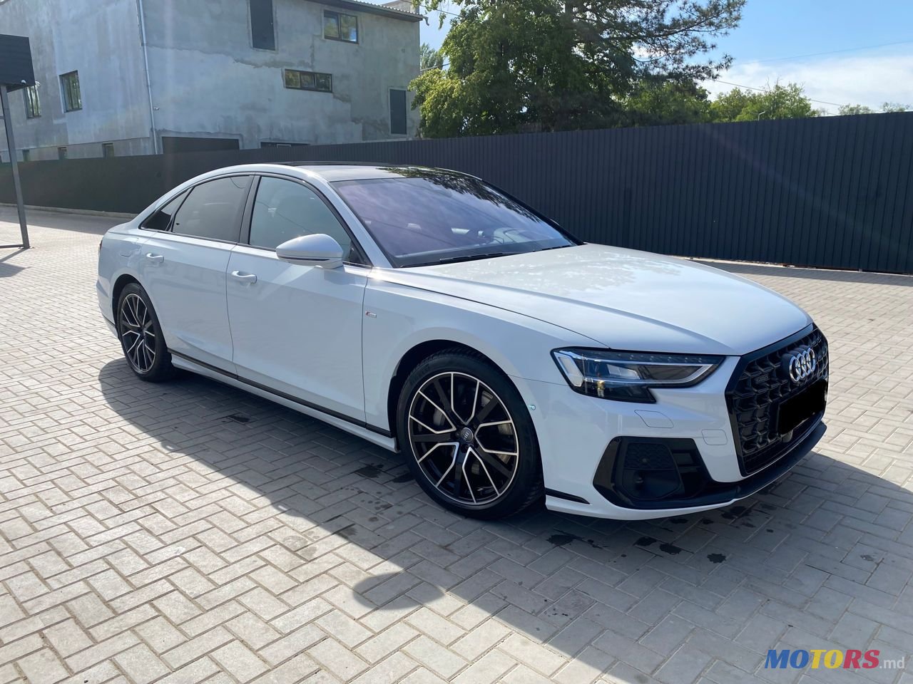 2022' Audi A8 photo #2