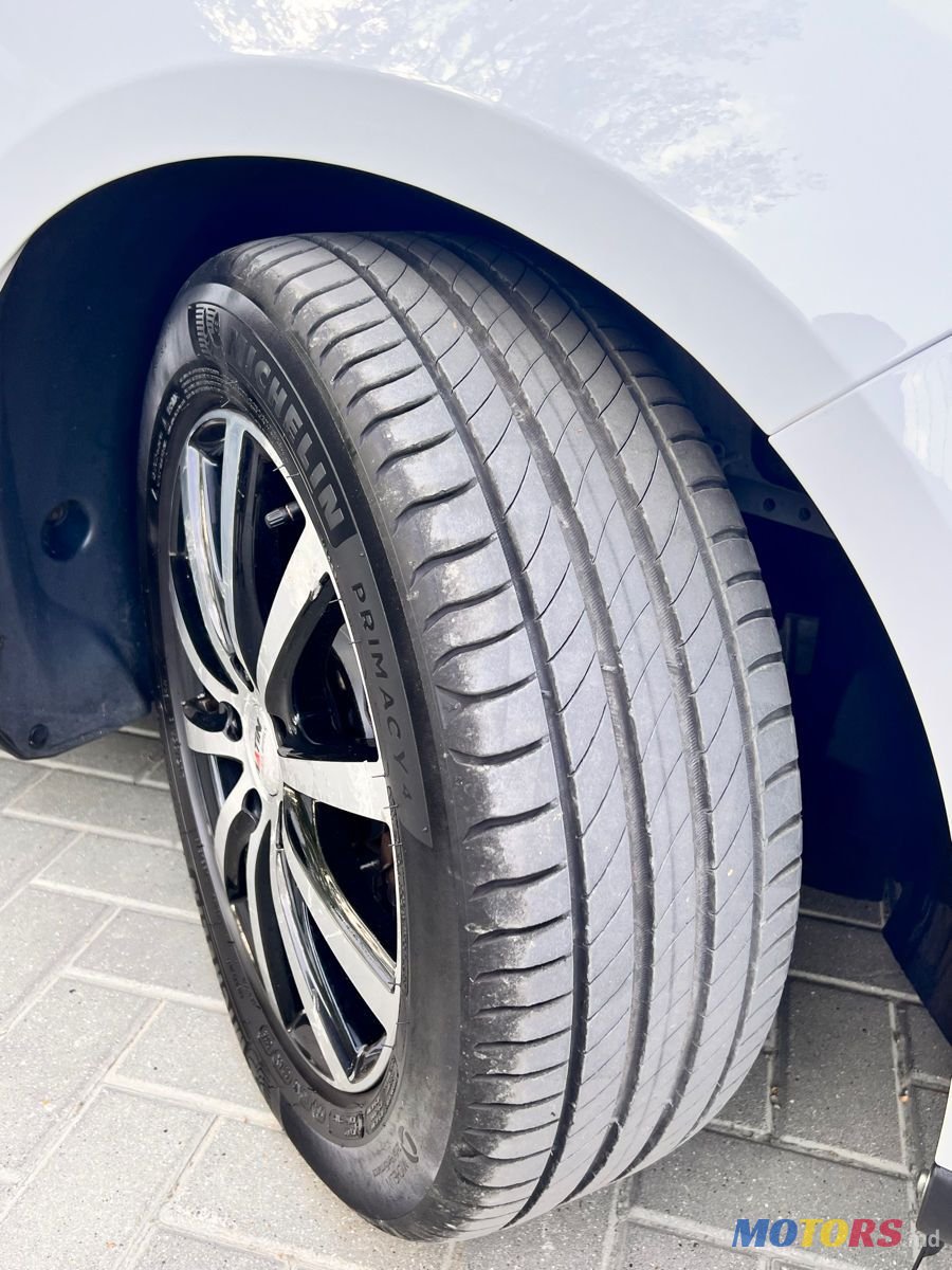 2015' Ford Focus photo #5