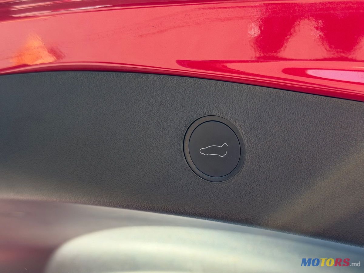 2023' Tesla Model 3 photo #2