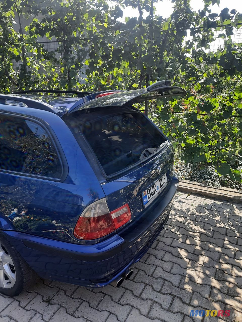 2004' BMW 3 Series photo #6