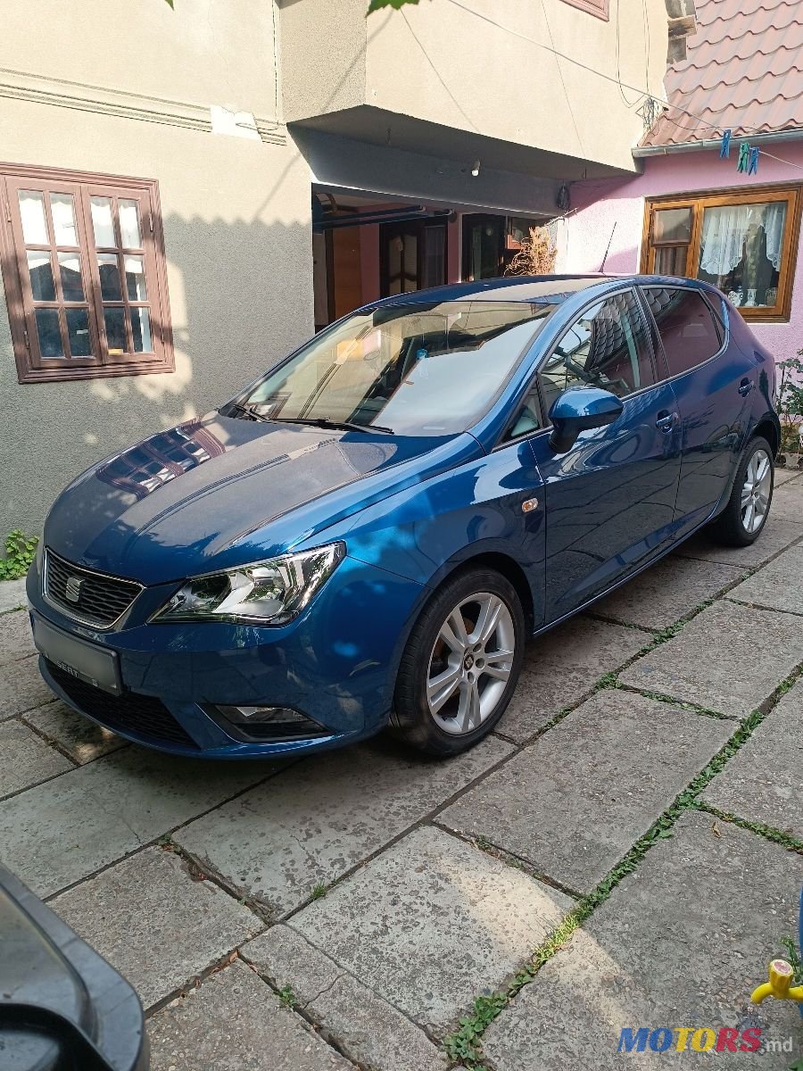2012' SEAT Ibiza photo #2