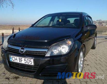 2005' Opel Astra photo #3