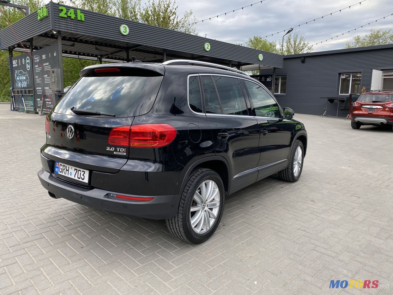 2013' Volkswagen Tiguan photo #4