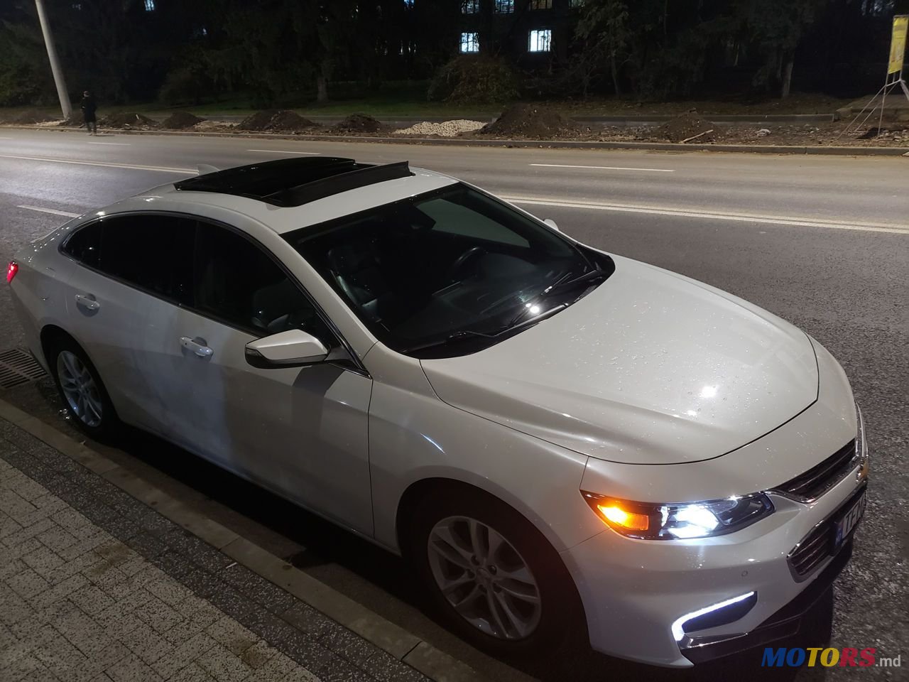 2017' Chevrolet Malibu photo #6