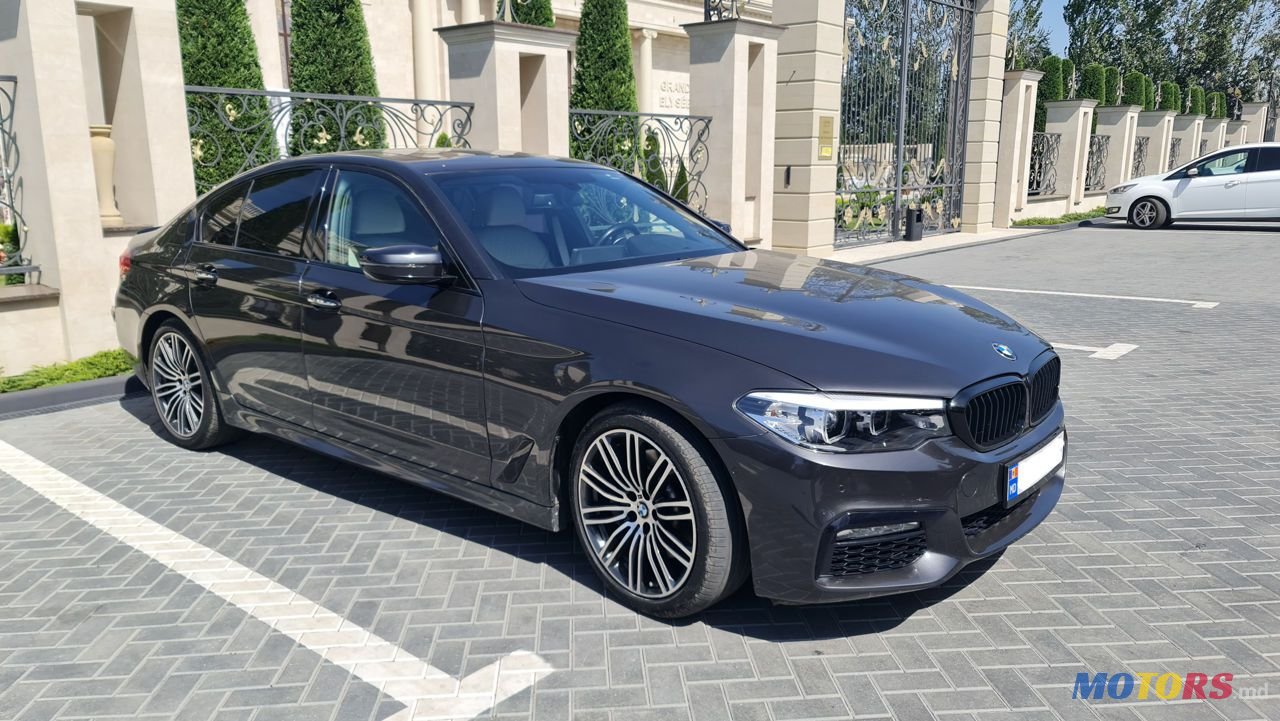 2017' BMW 5 Series photo #2