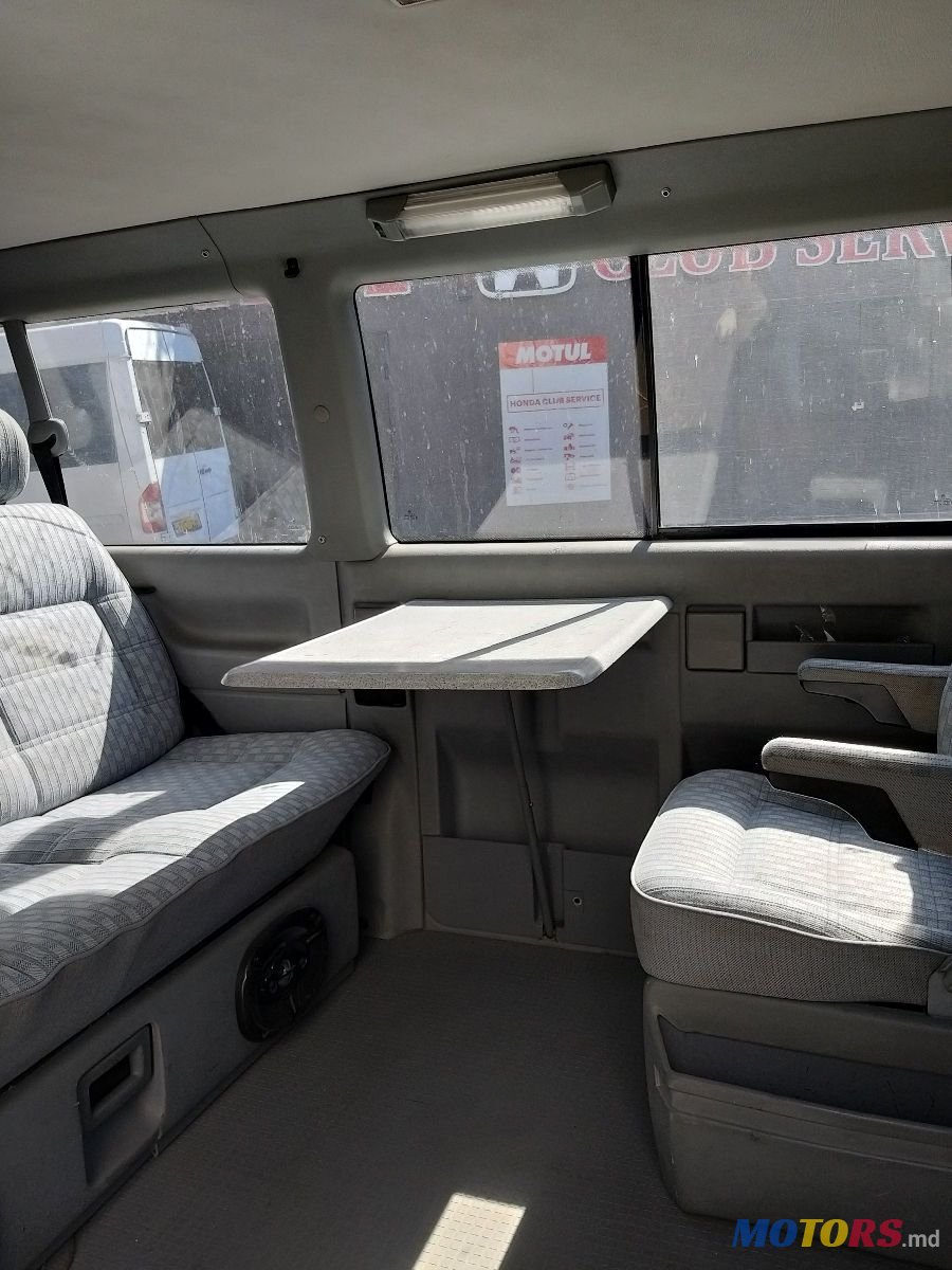 1994' Volkswagen Multivan photo #5