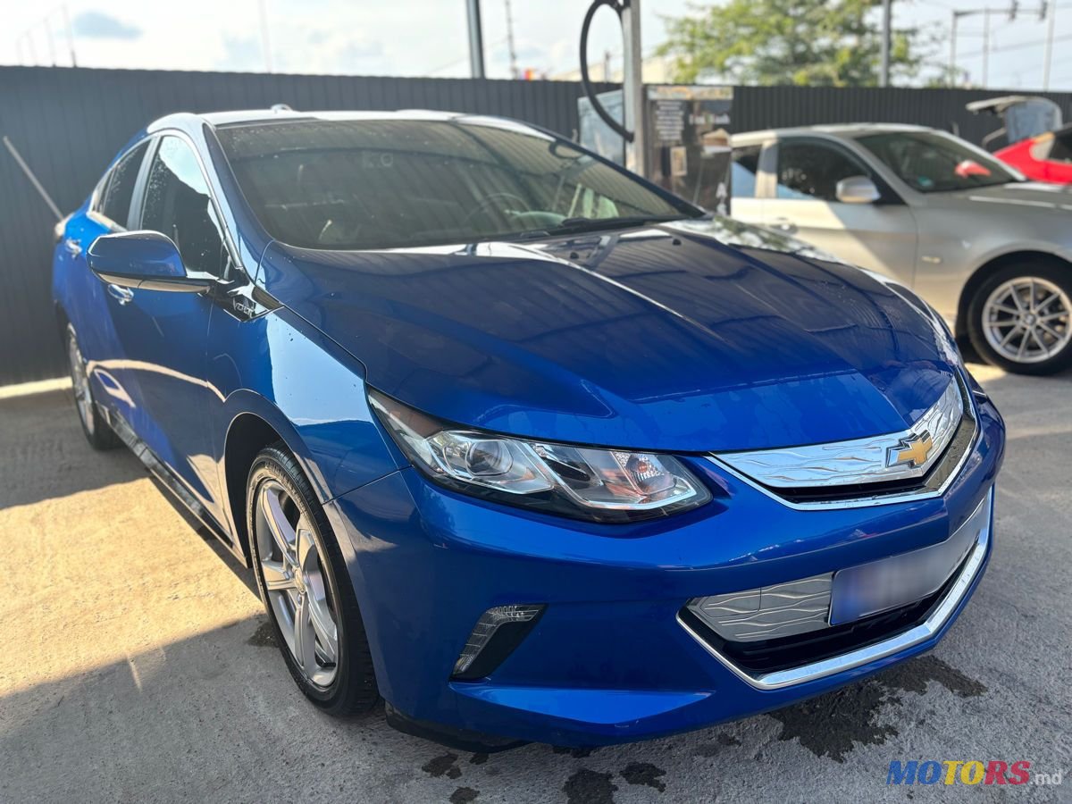 2017' Chevrolet Volt photo #1
