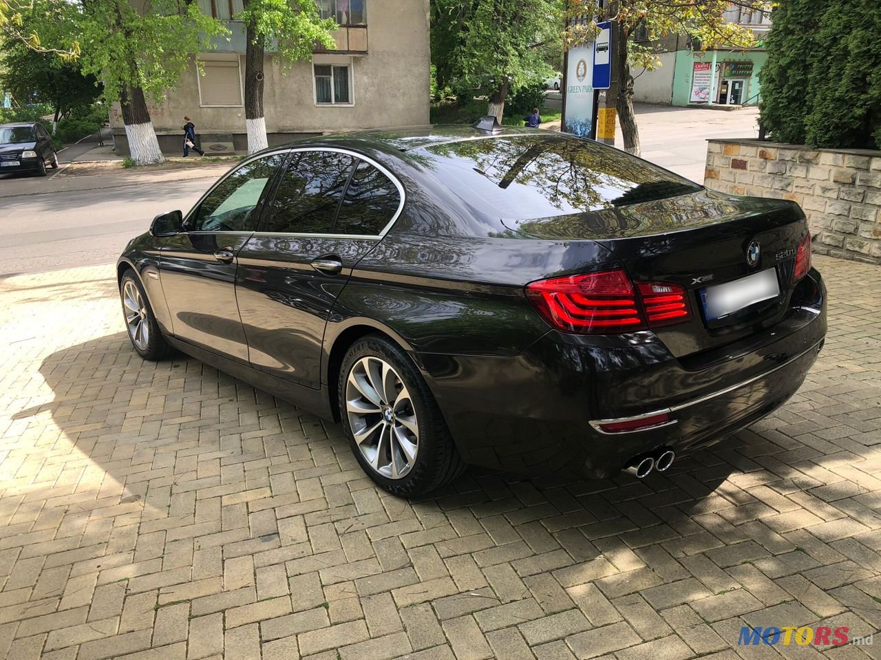 2014' BMW 5 Series photo #4