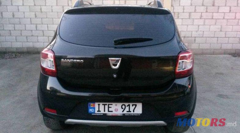 2013' Dacia Sandero photo #1