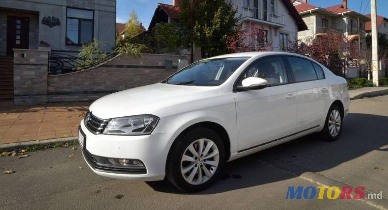 2014' Volkswagen Passat photo #2