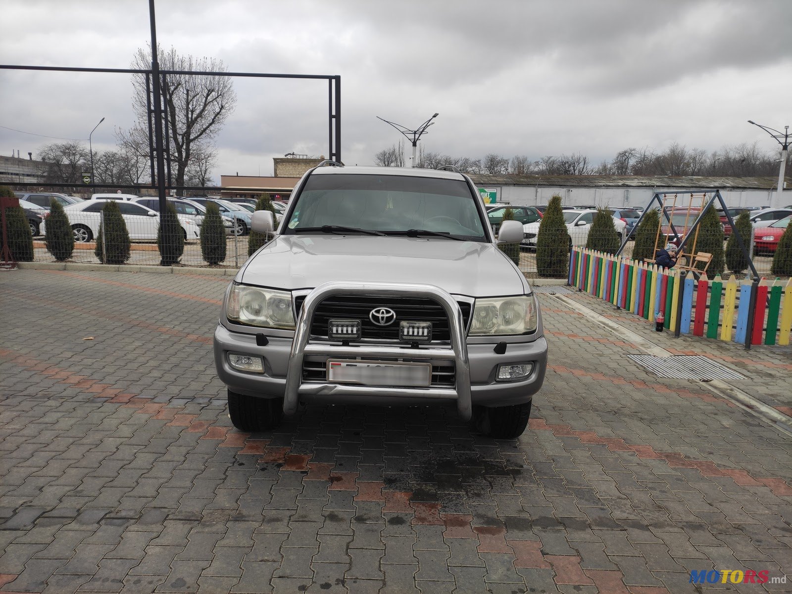 2004' Toyota Land Cruiser 100 Джип photo #4