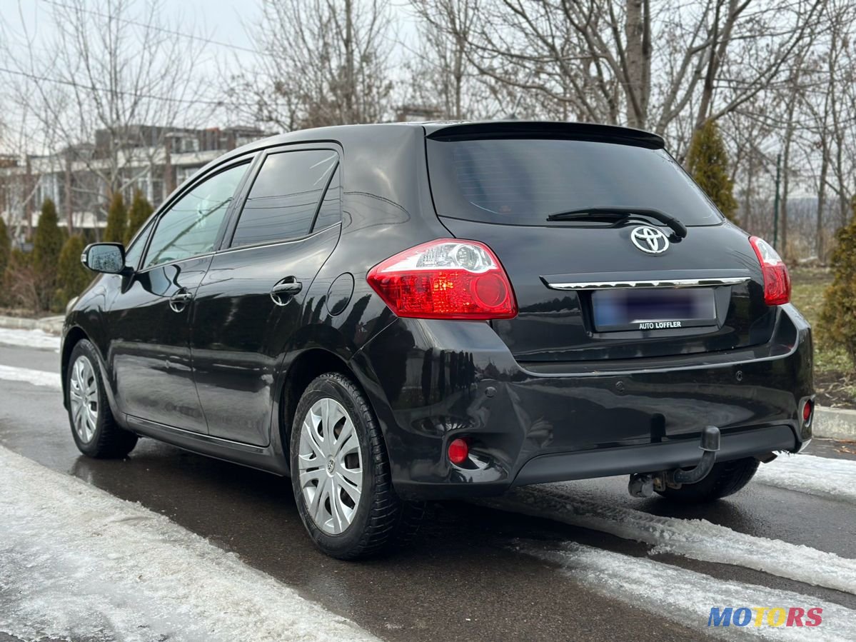2010' Toyota Auris photo #6