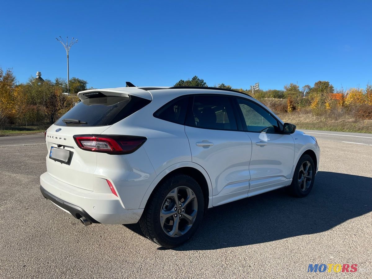 2024' Ford Escape photo #3
