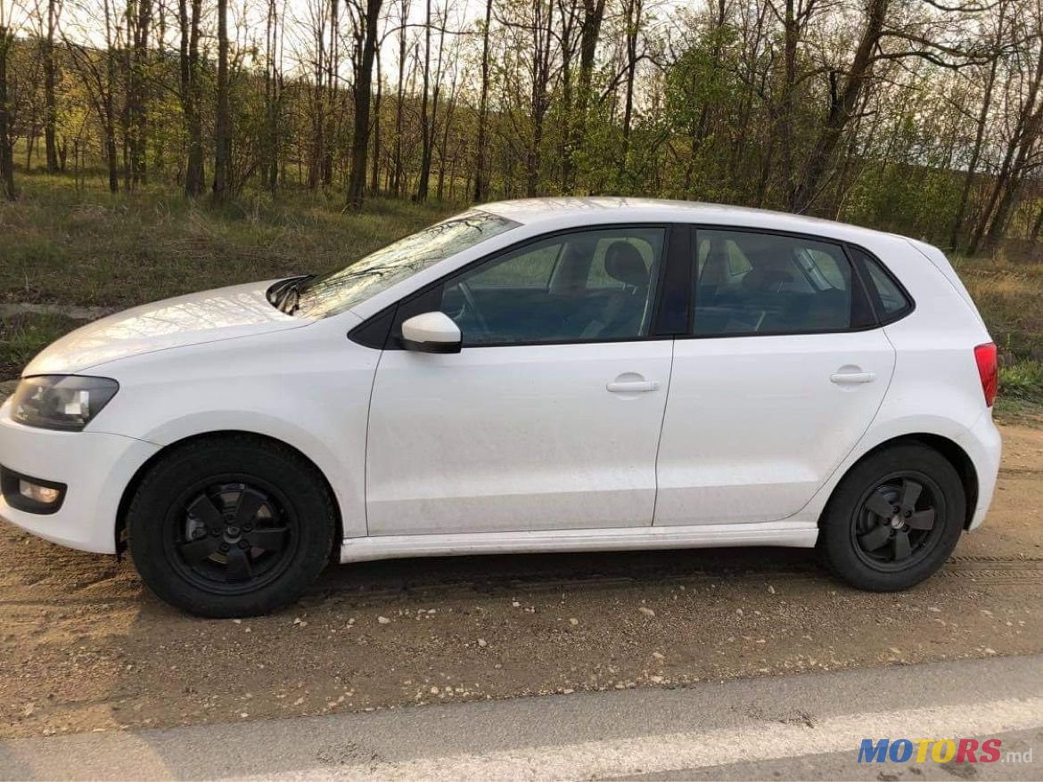 2012' Volkswagen Polo photo #2