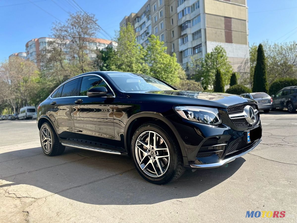 2017' Mercedes-Benz Glc Coupe photo #3