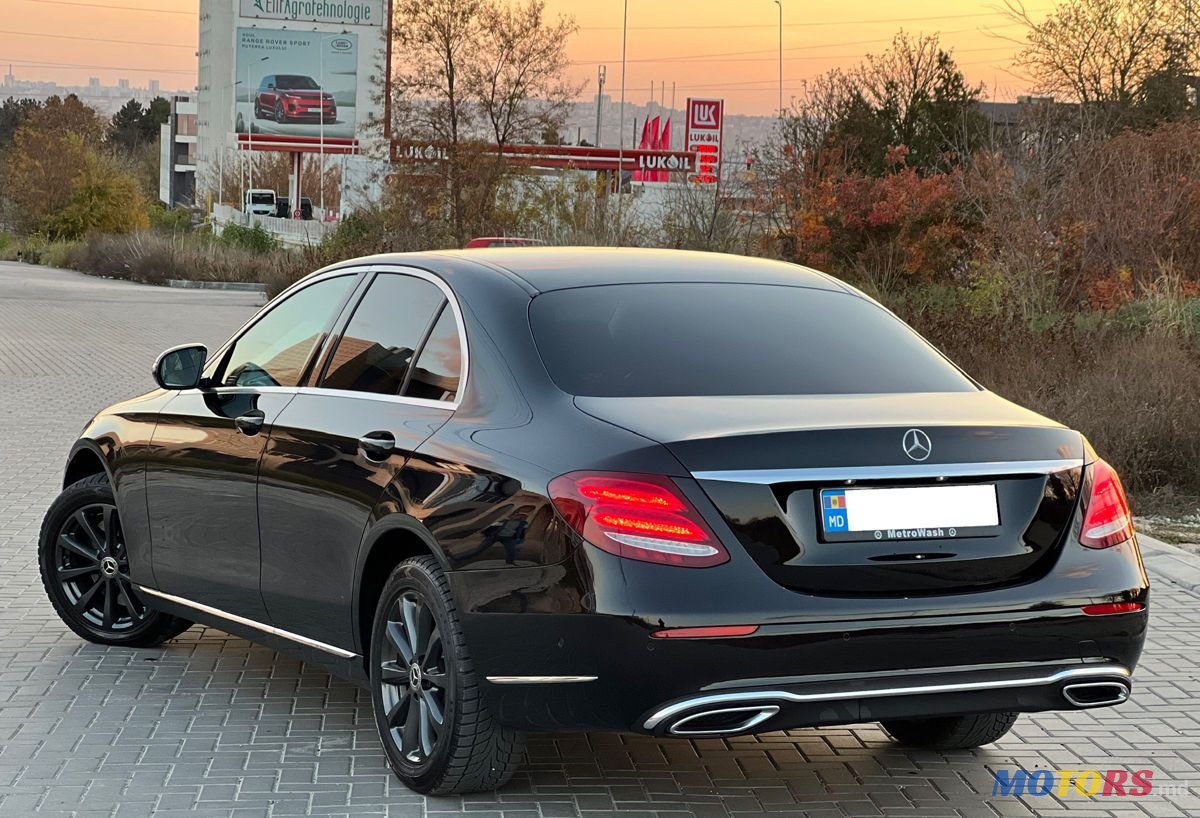 2016' Mercedes-Benz E Класс photo #4