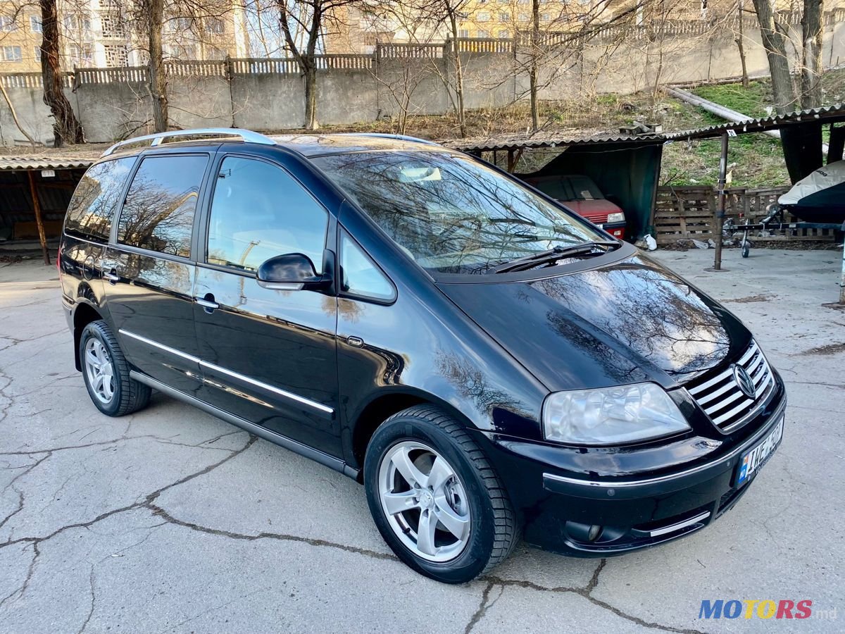 2007' Volkswagen Sharan photo #2
