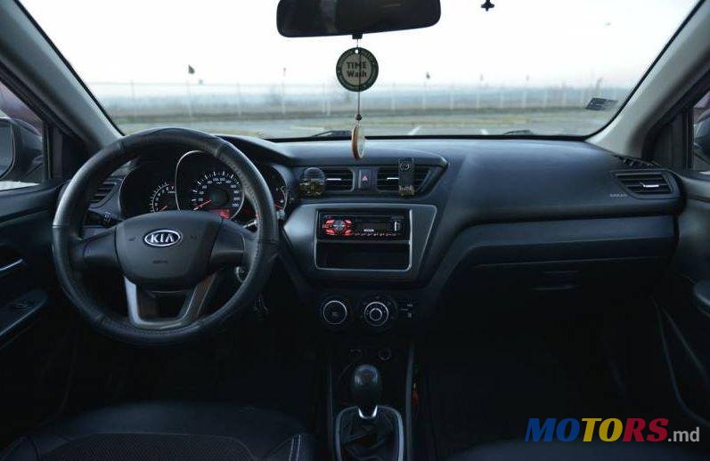 2013' Kia Rio photo #1