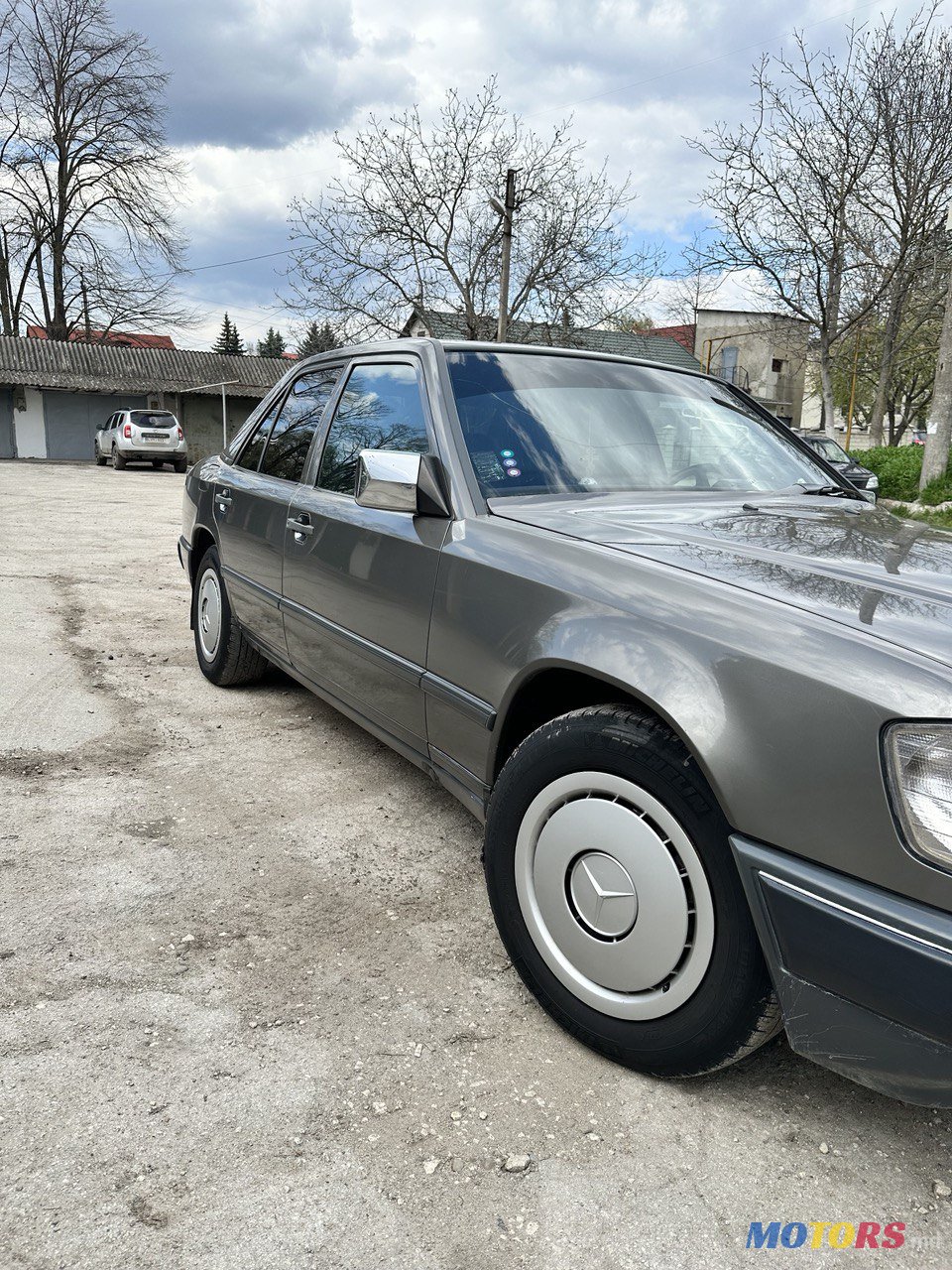 1991' Mercedes-Benz 230E photo #4