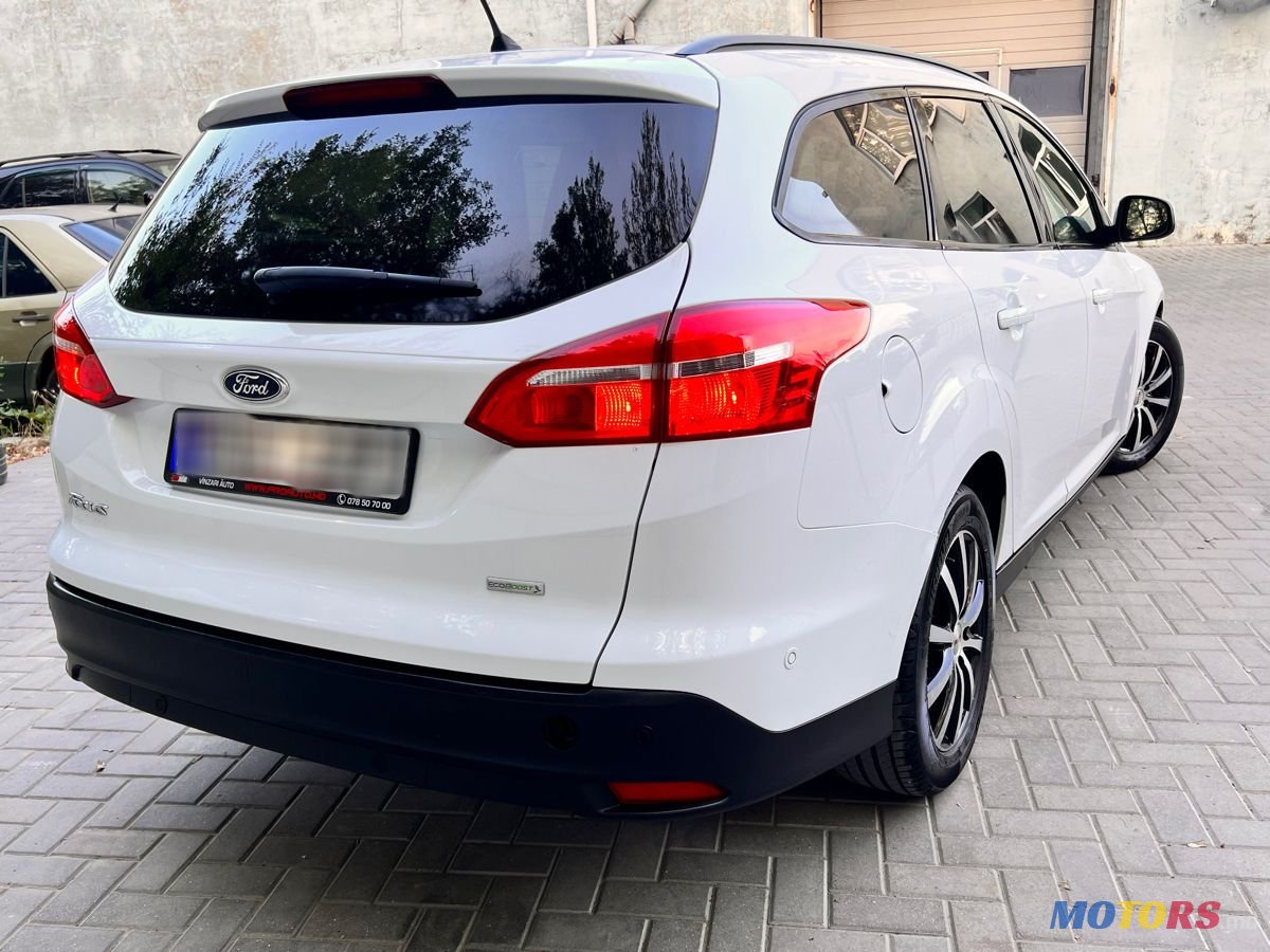 2015' Ford Focus photo #6